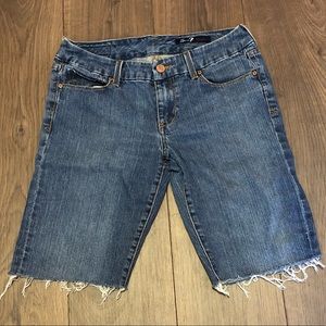 NWOT Seven7 denim shorts